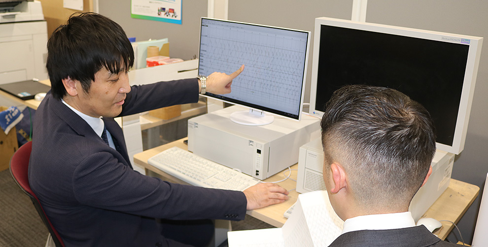 実際に業務をしている様子のイメージ